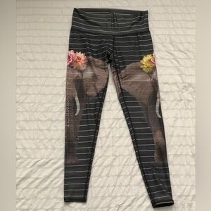 Teeki women’s leggings size L. Made in the USA of recycled plastic. Yoga, hike.